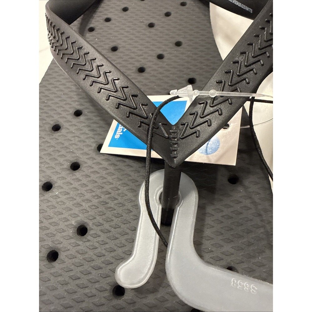 Room Essentials Shower Shoes Black Size Large - Picture 2 of 5
